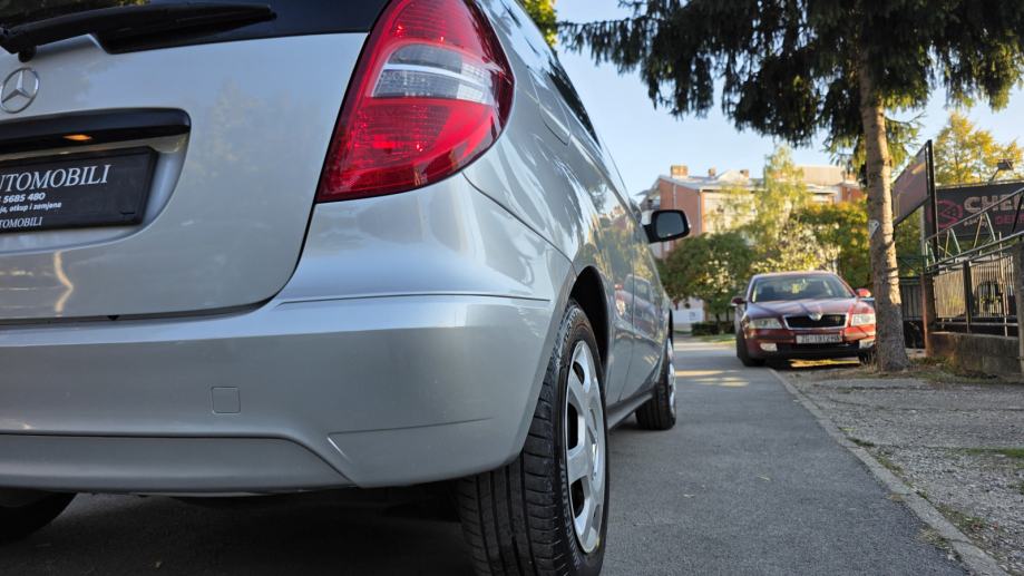 Mercedes-Benz A-klasa 160 CDI, samo 119.000 km, klima, TOP STANJE..., fotografija 9
