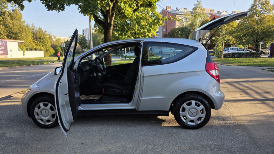 Mercedes-Benz A-klasa 160 CDI, samo 119.000 km, klima, TOP STANJE..., fotografija 12