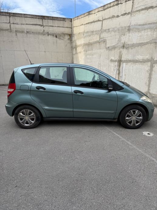 Mercedes-Benz A-klasa 160 CDI, pogled izvana - slika 3