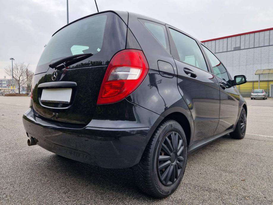 Mercedes-Benz A-klasa 160, fotografija 12