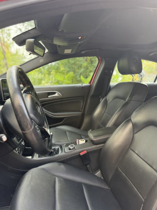 Mercedes-Benz A-klasa 160, pogled izvana - slika 3