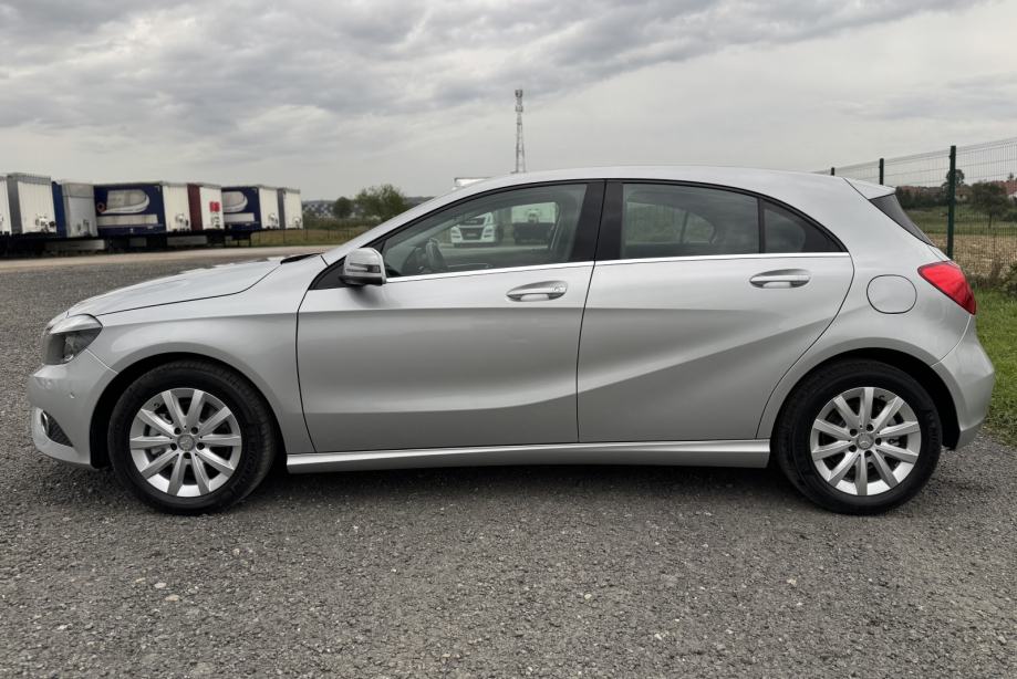 Mercedes-Benz A-klasa 180 automatik, fotografija 4