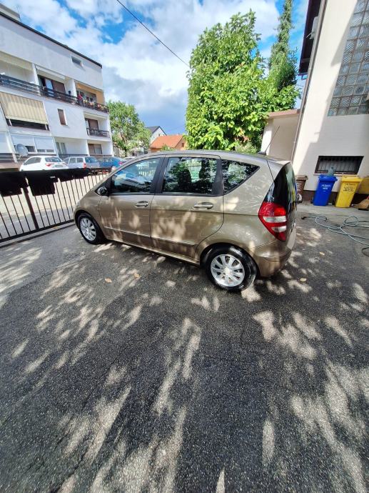Mercedes-Benz A-klasa 180 CDI automatik HR auto, fotografija 14