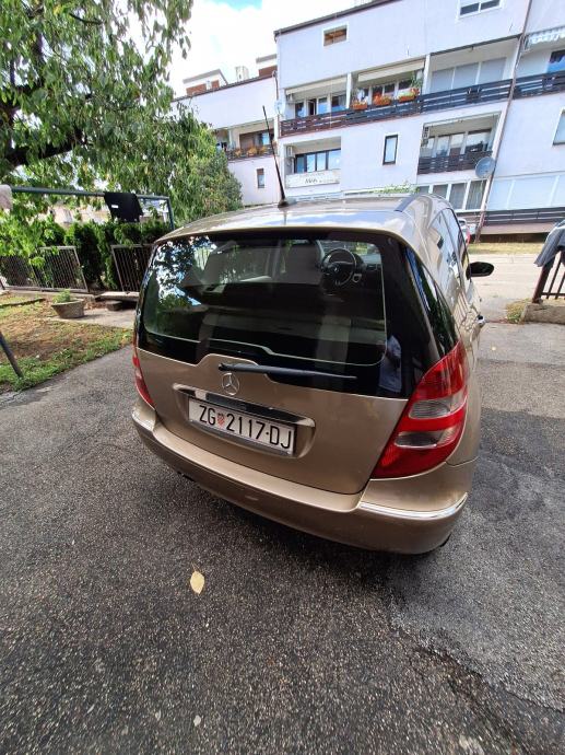 Mercedes-Benz A-klasa 180 CDI automatik HR auto, fotografija 16
