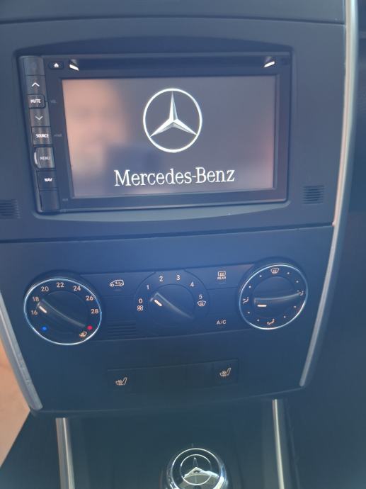 Mercedes-Benz A-klasa 180 CDI AVANTGARDautomatik, fotografija 15