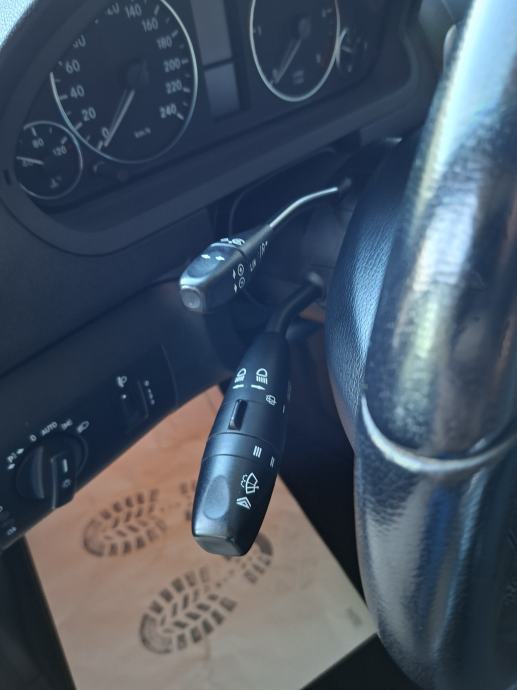 Mercedes-Benz A-klasa 180 CDI AVANTGARDautomatik, fotografija 13