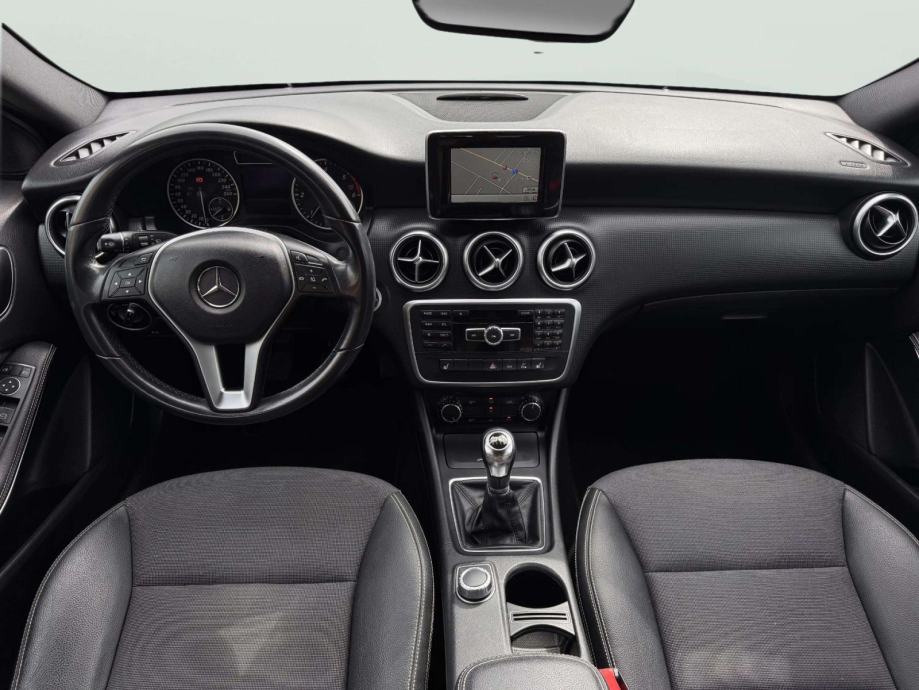 Mercedes-Benz A KLASA 180 CDI**PROFILIRANA GRIJANA SJEDALA**REGISTRIRA, fotografija 10