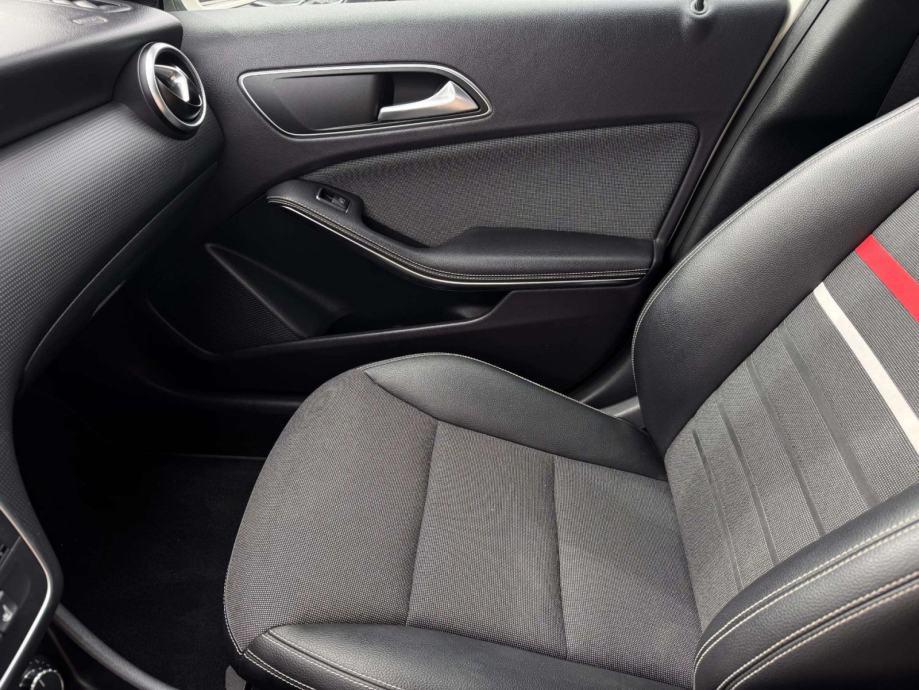 Mercedes-Benz A KLASA 180 CDI**PROFILIRANA GRIJANA SJEDALA**REGISTRIRA, fotografija 14