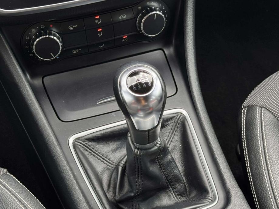 Mercedes-Benz A KLASA 180 CDI**PROFILIRANA GRIJANA SJEDALA**REGISTRIRA, fotografija 18