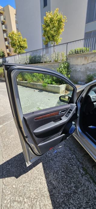 Mercedes-Benz A-klasa 180 CDI, fotografija 8