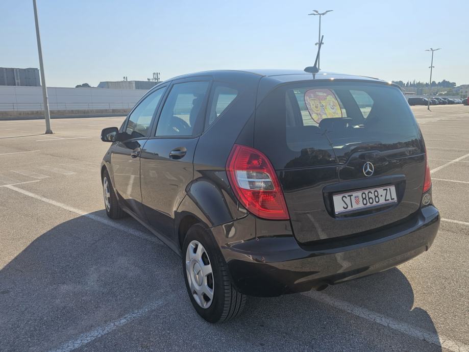 Mercedes-Benz A-klasa 180 CDI registriran do 9/2027, pogled izvana - slika 4