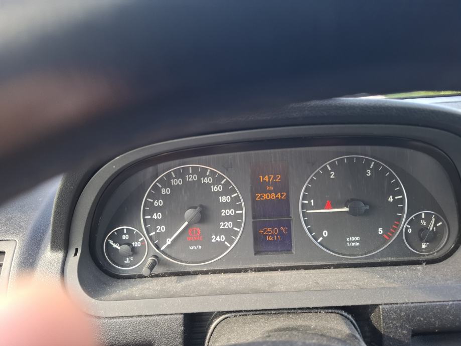 Mercedes-Benz A-klasa 180 CDI, fotografija 2