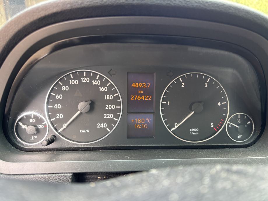 Mercedes-Benz A-klasa 180 CDI, fotografija 8