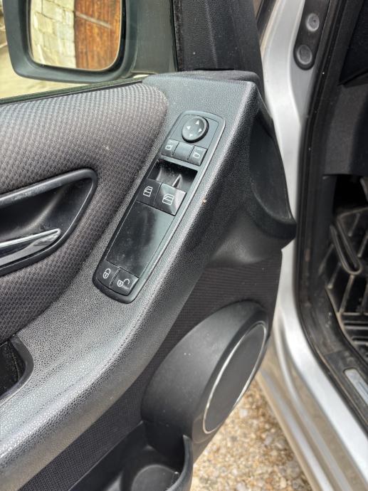 Mercedes-Benz A-klasa 180 CDI, fotografija 10