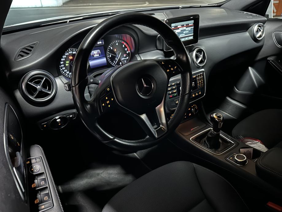 Mercedes A180 CDI, svi servisi u Mercedesu, reg. 5/2027, fotografija 9