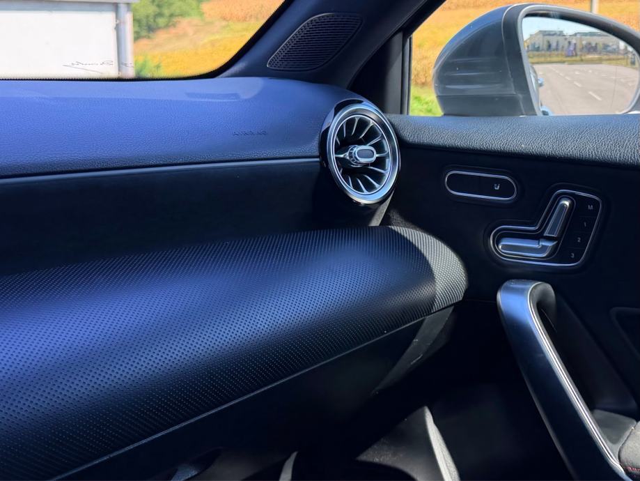 Mercedes-Benz A-klasa 180 d AMG paket, fotografija 15