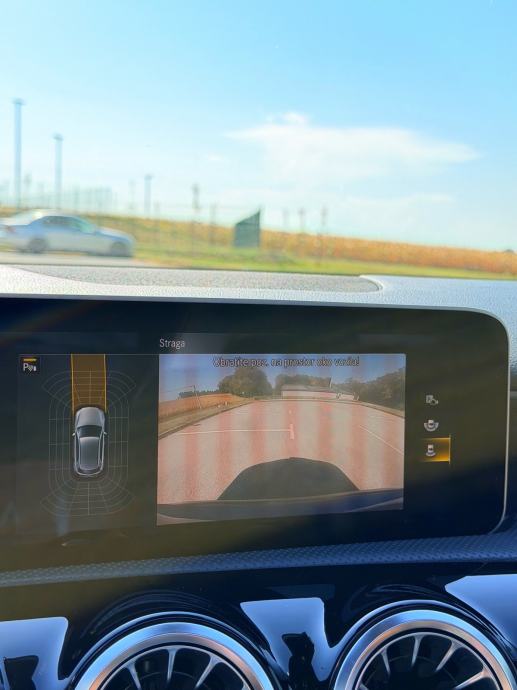 Mercedes-Benz A-klasa 180 d AMG paket, fotografija 14