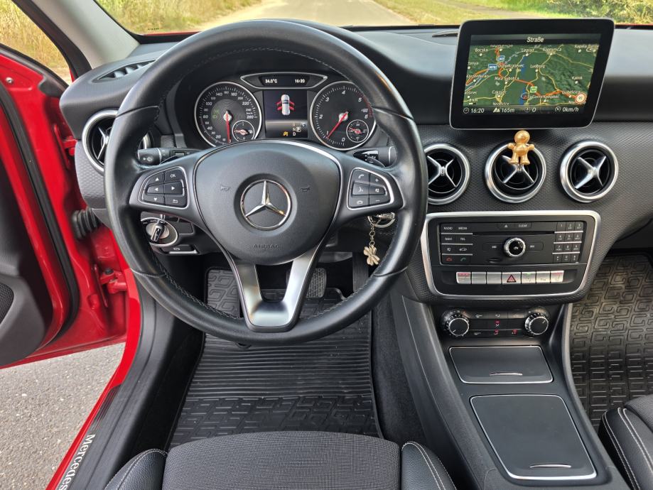 MERCEDES-BENZ A-KLASA 180 d AUTOMATIK !, fotografija 17
