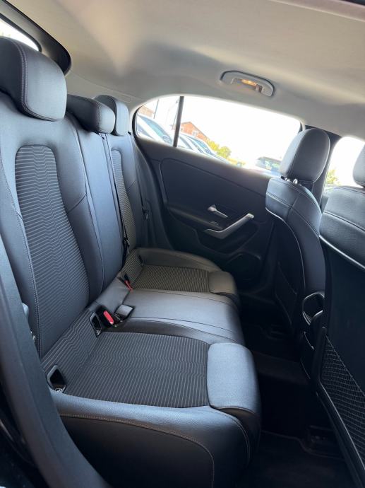 Mercedes-Benz A-klasa 180 d automatik, fotografija 18
