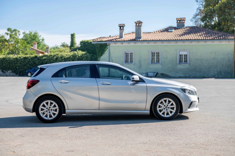 Mercedes Benz A klasa 180 D 2017 God mercedes-benz-a-klasa-180-d-2017-god