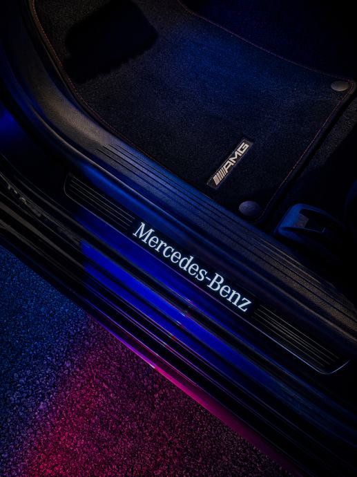 Mercedes-Benz A180d Sedan AMG Line automatik, fotografija 18