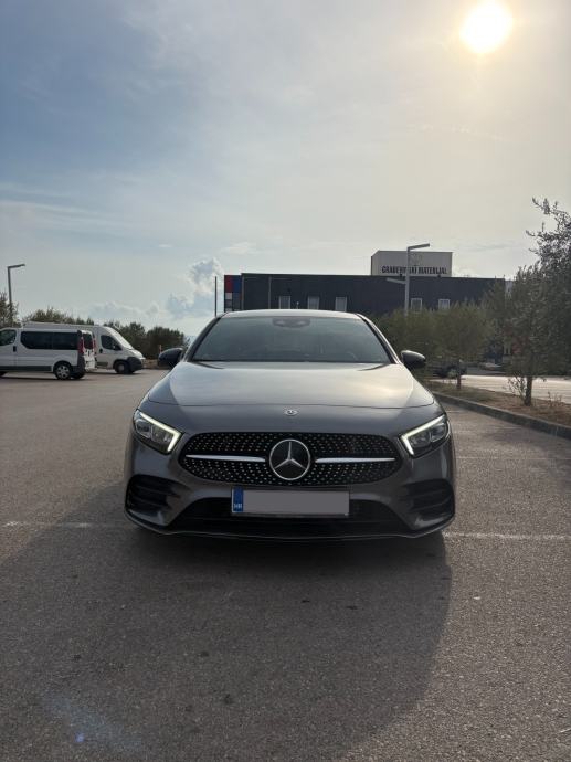 Mercedes-Benz A180d Sedan AMG Line automatik, fotografija 9