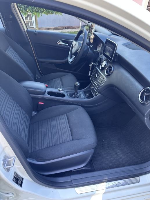 Mercedes-Benz A-klasa 180 d, fotografija 8