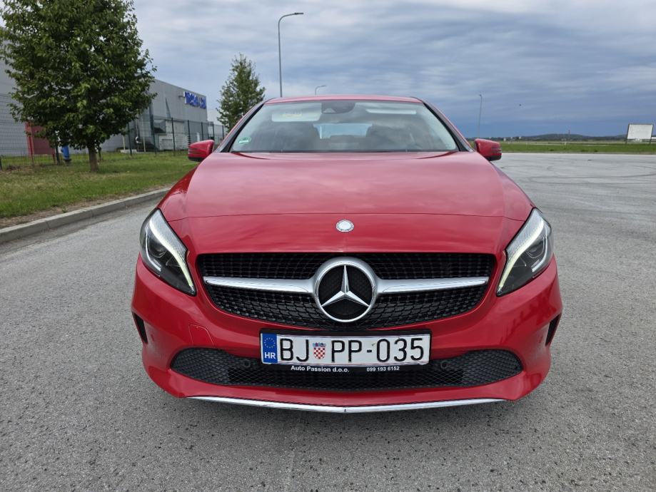 Mercedes-Benz A-klasa 180 d, *URBAN*, TOP stanje, fotografija 2
