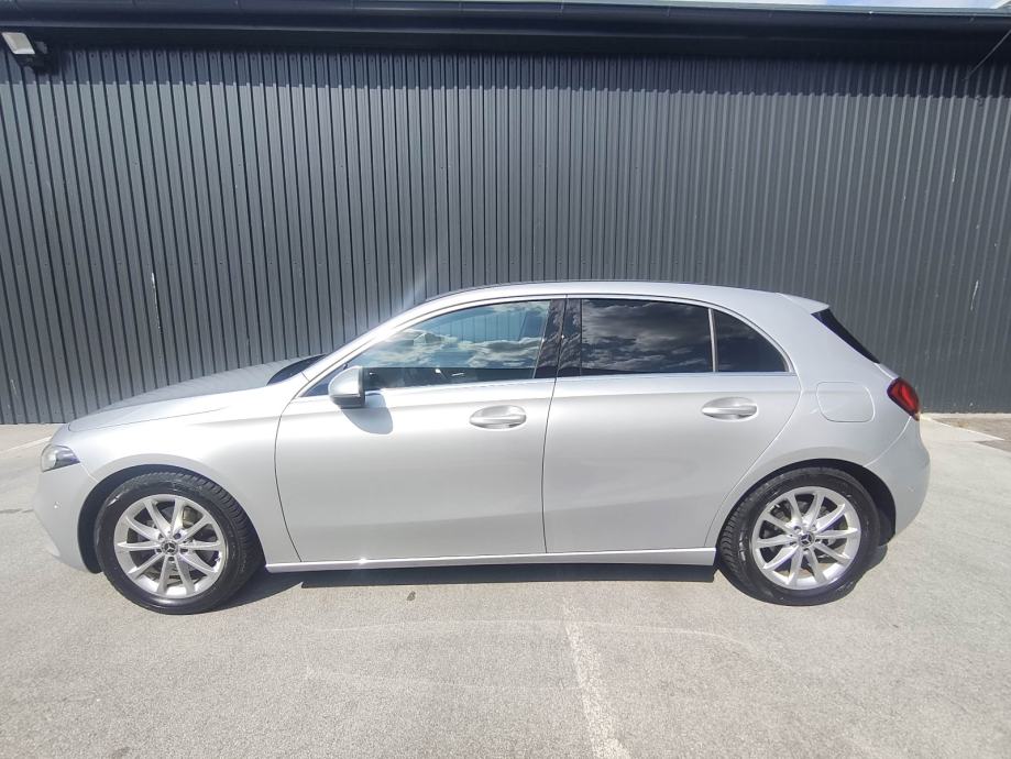 Mercedes-Benz A200 163 ks, AUTOMATIK, SAMO 35TKM, JAMSTVO, fotografija 4