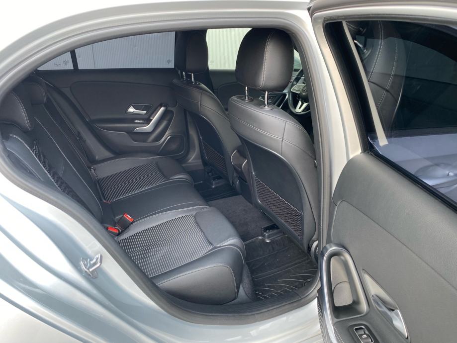 Mercedes-Benz A200 163 ks, AUTOMATIK, SAMO 35TKM, JAMSTVO, fotografija 13