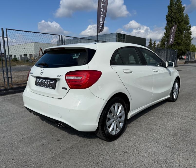 Mercedes-Benz A-klasa 200 CDI AMG MERCEDESOV MOTOR NAVI 136kS BI/XENON, fotografija 6