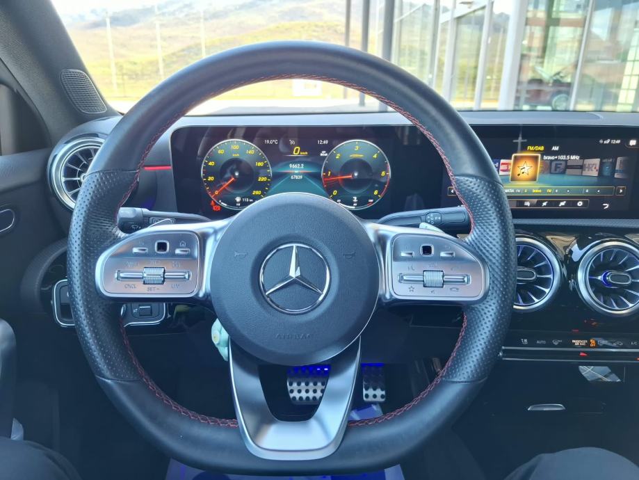 Mercedes-Benz A-klasa 200 d AMG Line, fotografija 11