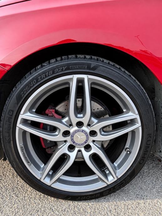 Mercedes-Benz A 200d | Automatik | AMG, fotografija 10