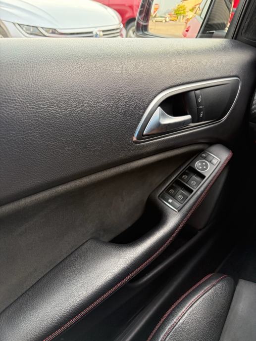Mercedes-Benz A 200d | Automatik | AMG, fotografija 16