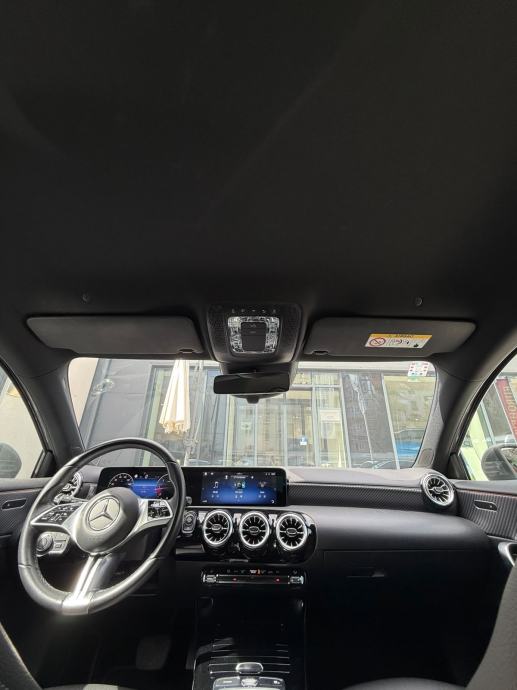 Mercedes-Benz A-klasa 200 d, fotografija 9