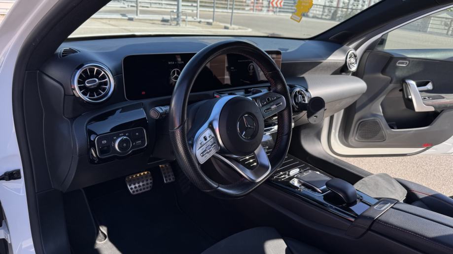 Mercedes A 220 AMG Line • 190 KS • automatik • 2 seta kotača 19", fotografija 15