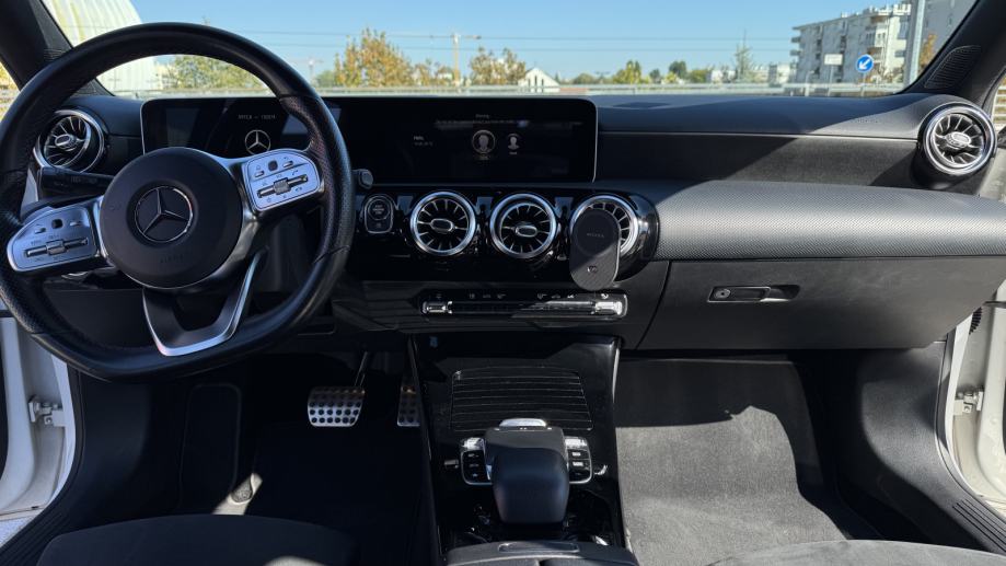 Mercedes A 220 AMG Line • 190 KS • automatik • 2 seta kotača 19", fotografija 16
