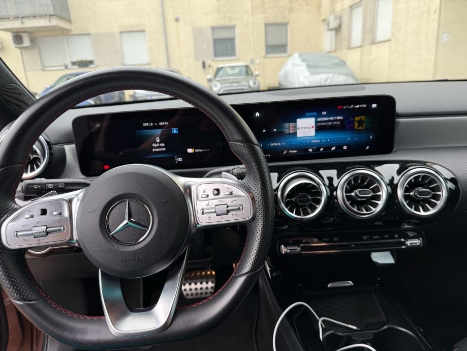 Mercedes-Benz A-klasa 250 AMG automatik, fotografija 10