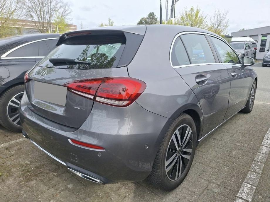 Mercedes-Benz A-klasa A 180 LEASING BEZ UČEŠĆA I BEZ JAMACA, fotografija 2