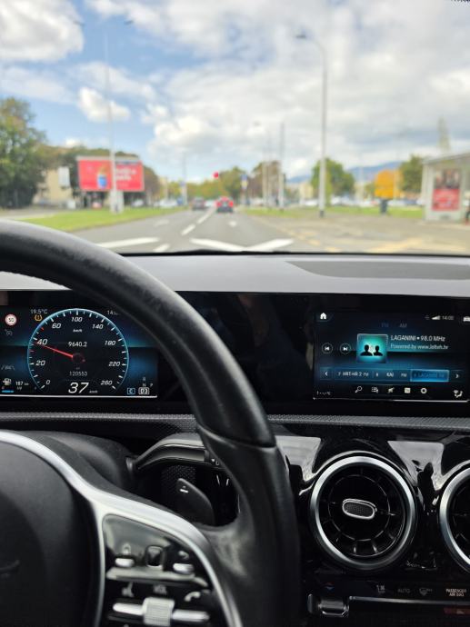 Mercedes-Benz A-klasa A 180d automatik, fotografija 9