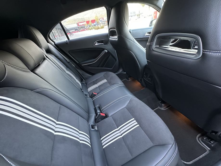 Mercedes-Benz A 180d AMG Line Edition, fotografija 14