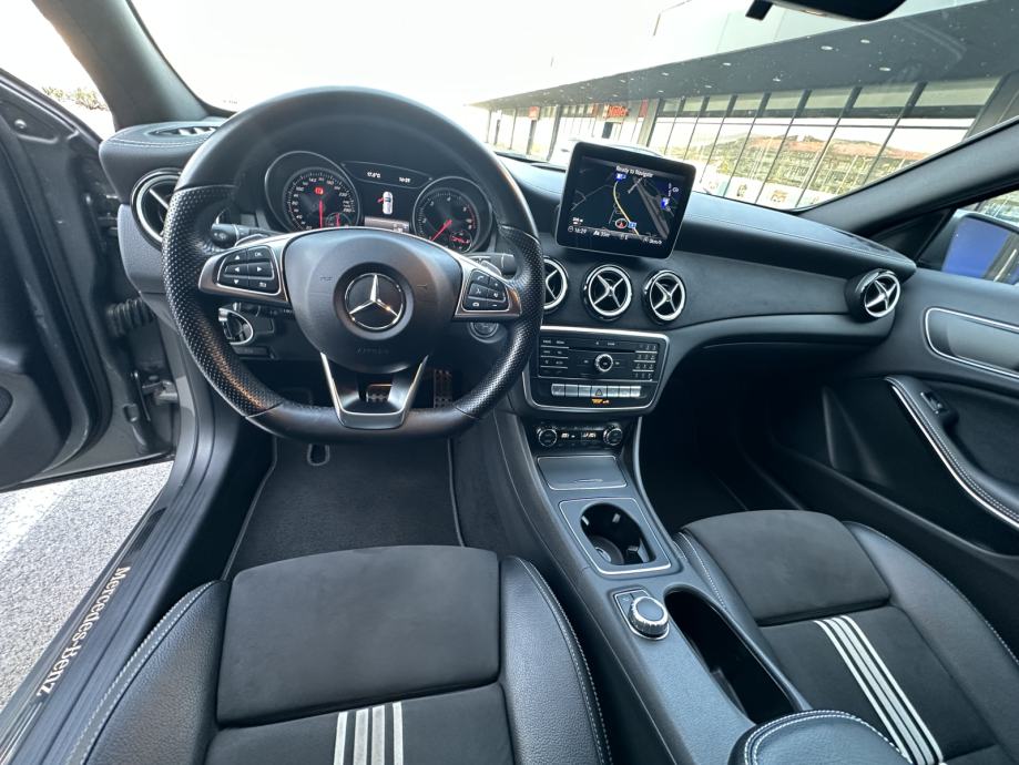 Mercedes-Benz A 180d AMG Line Edition, fotografija 11