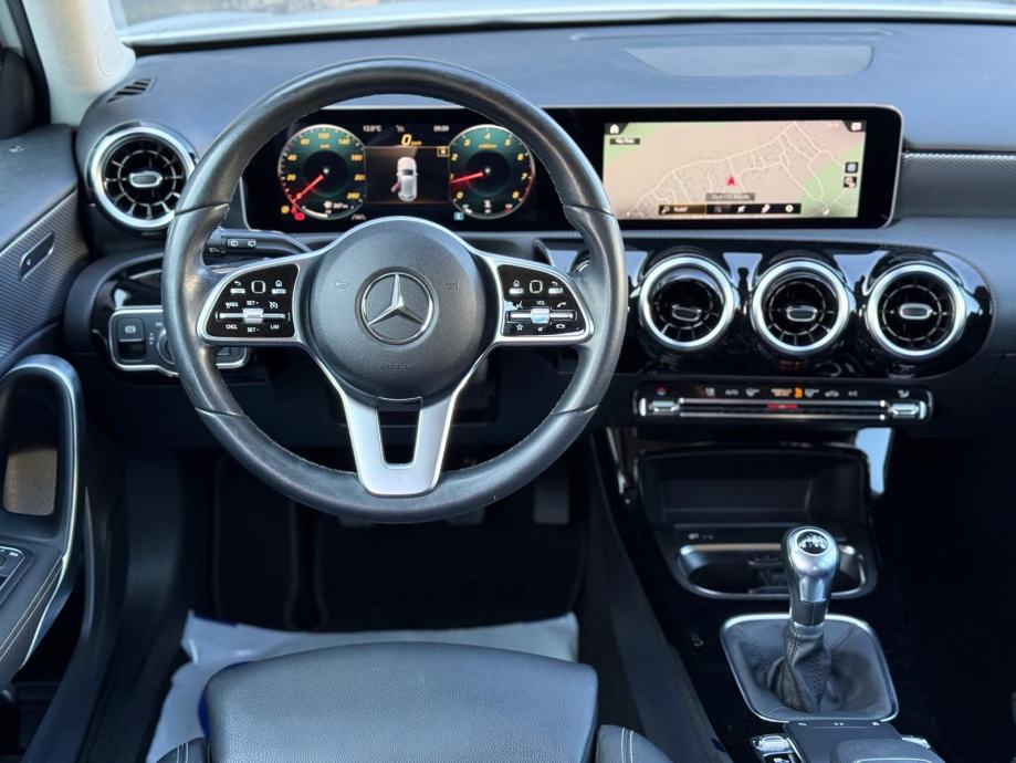 Mercedes Benz A-200 Sport, fotografija 4