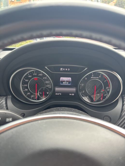 Mercedes-Benz A-klasa A 45 AMG, fotografija 10