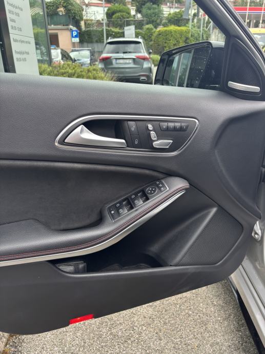 Mercedes-Benz A-klasa A 45 AMG, fotografija 7