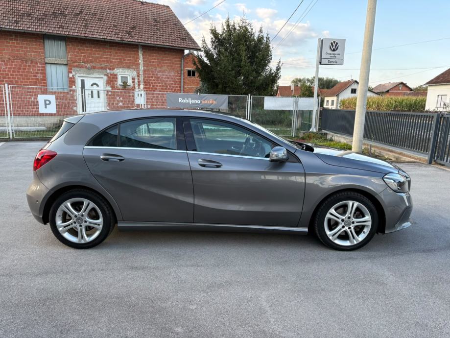 Mercedes-Benz A-klasa A200D Automatik,NAVI, 2 SETA KOTAČA, fotografija 7