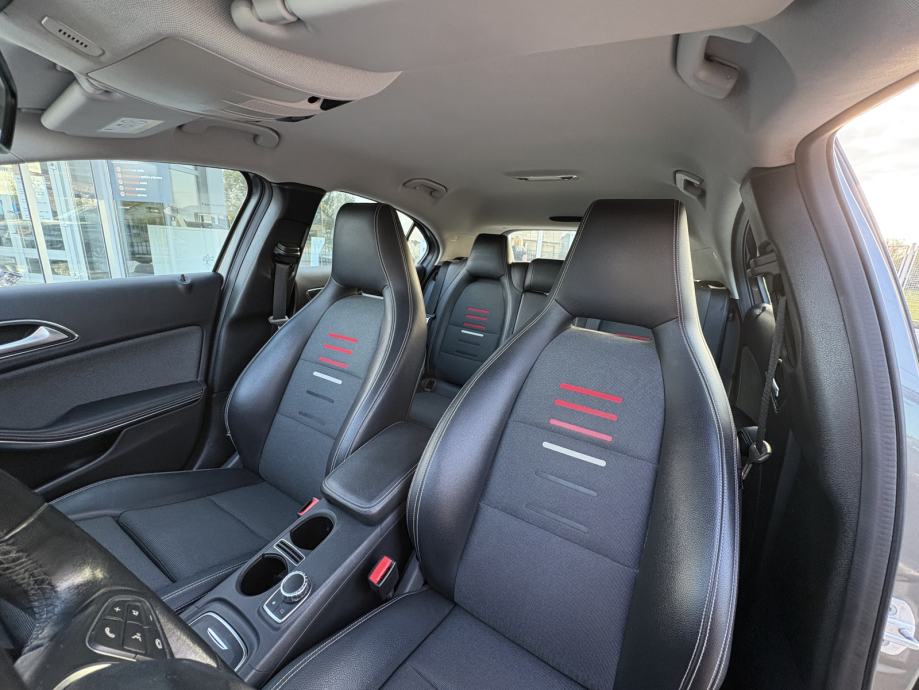 Mercedes-Benz A-klasa A200D Automatik,NAVI, 2 SETA KOTAČA, fotografija 16