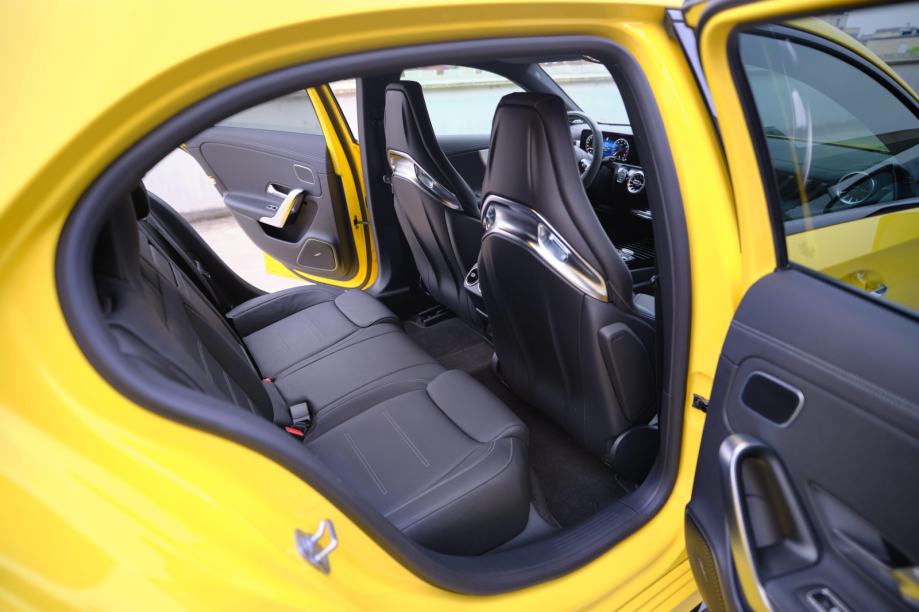 Mercedes-Benz A-klasa AMG A 45 S 4MATIC+ automatik, fotografija 4