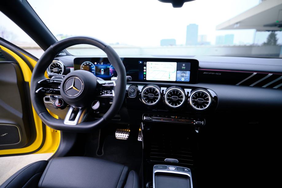 Mercedes-Benz A-klasa AMG A 45 S 4MATIC+ automatik, fotografija 6