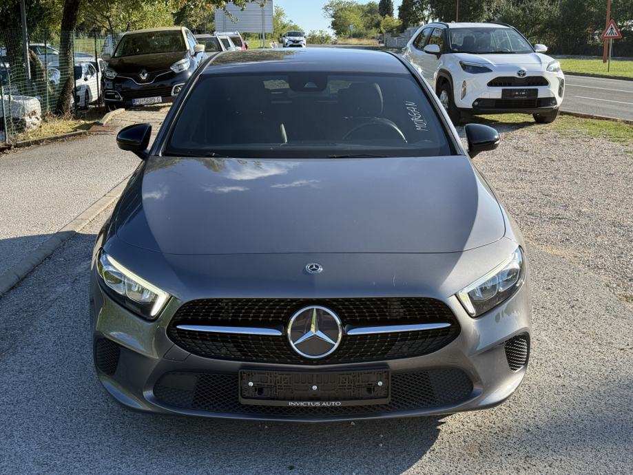 MERCEDES - BENZ A180d 2018. Godina *Sport* - Prvi vlasnik - Servisna❗️, pogled izvana - slika 2